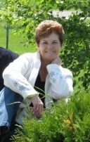 Larocque (nee Brook), Marla